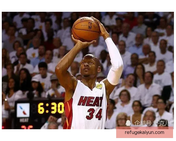 穆勒技术特点：突破能力强、视野开阔的多面手球员分析